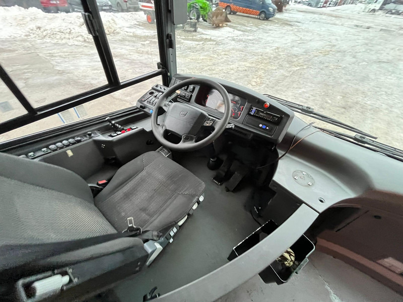Volvo BRLH 7700 HYBRID 4x2 FOR PARTS ONLY! / EURO EEV / AC / AUXILIARY HEATING lizingą Volvo BRLH 7700 HYBRID 4x2 FOR PARTS ONLY! / EURO EEV / AC / AUXILIARY HEATING: foto 9