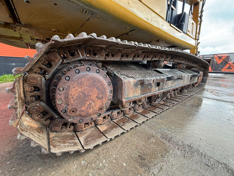 Vikšrinis ekskavatorius Caterpillar 320 ROTOTILT / CENTRAL LUBRICATION / AC / 2 BUCKETS: foto 14