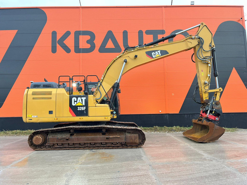 Caterpillar 326 FL 3D / ROTOTILT / AC / CENTRAL LUBRICATION / AUXILIARY HEATER - Vikšrinis ekskavatorius: foto 5 Caterpillar 326 FL 3D / ROTOTILT / AC / CENTRAL LUBRICATION / AUXILIARY HEATER - Vikšrinis ekskavatorius: foto 5