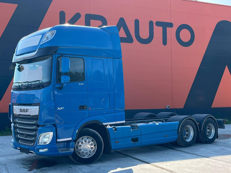 DAF XF 530 6x2 CHASSIS L=6120 mm - Važiuoklės sunkvežimis: foto 1 DAF XF 530 6x2 CHASSIS L=6120 mm - Važiuoklės sunkvežimis: foto 1