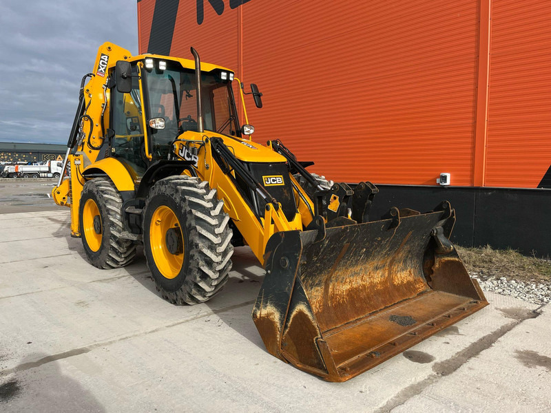 JCB 4CX PRO 4x4 - Ekskavatorius-krautuvas: foto 4 JCB 4CX PRO 4x4 - Ekskavatorius-krautuvas: foto 4
