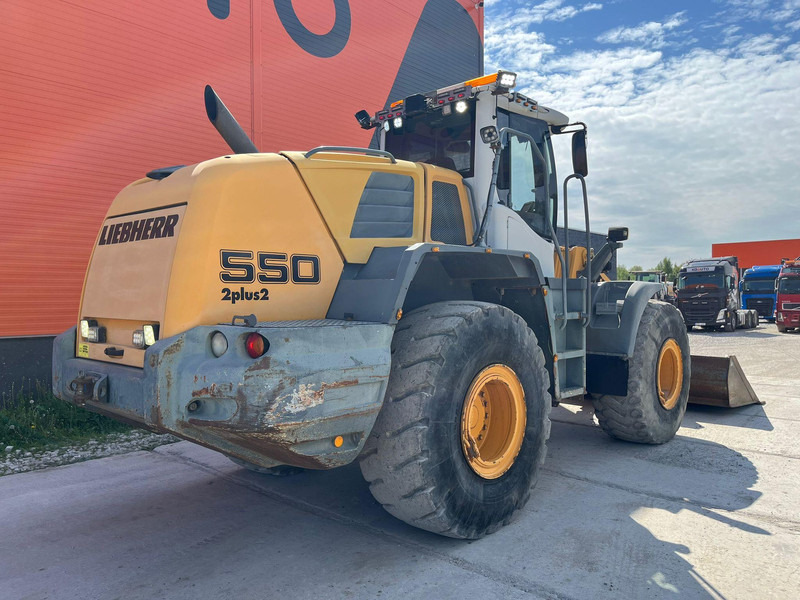 Liebherr L 550 4X4 AC / CENTRL LUBRICATION / SCALES - Ratinis krautuvas: foto 5 Liebherr L 550 4X4 AC / CENTRL LUBRICATION / SCALES - Ratinis krautuvas: foto 5