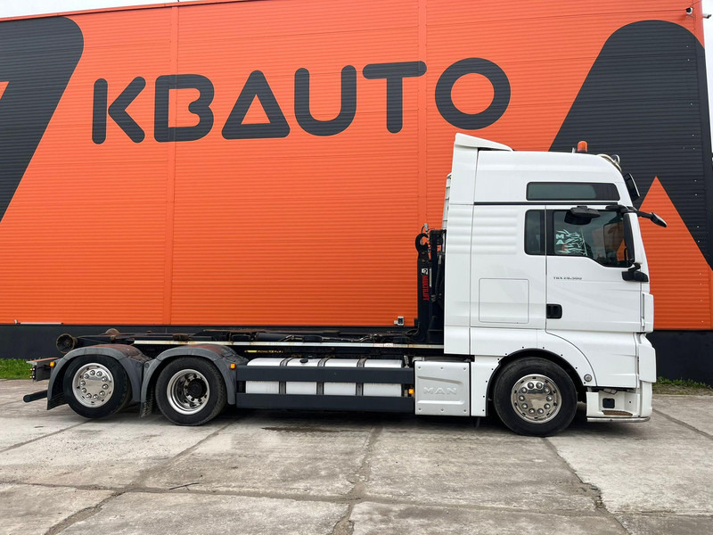MAN TGX 26.500 6x2*4 HIAB XR 21 ton / CHASSIS L=5300 mm - Hook-lift sunkvežimis: foto 4 MAN TGX 26.500 6x2*4 HIAB XR 21 ton / CHASSIS L=5300 mm - Hook-lift sunkvežimis: foto 4