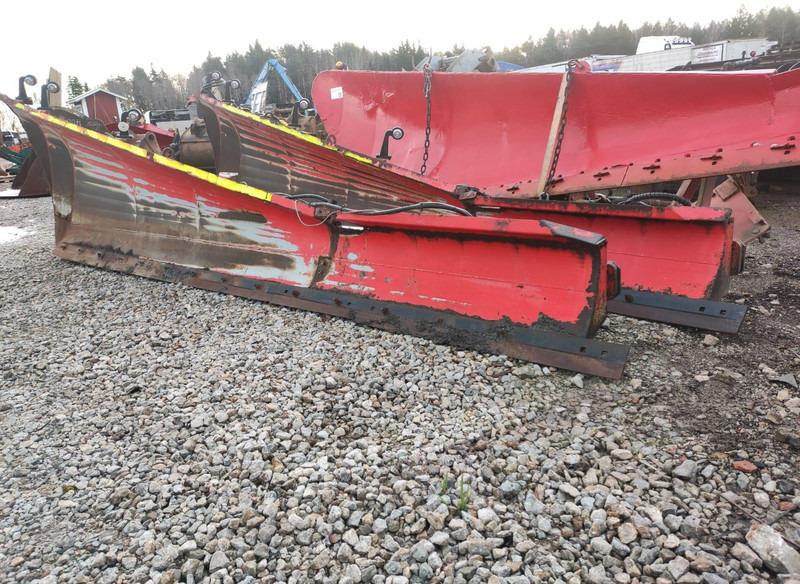 Mählers SP14/45B SIDE WING PLOW / KÜLJE SAHK - Sniego valymo mašina: foto 1 Mählers SP14/45B SIDE WING PLOW / KÜLJE SAHK - Sniego valymo mašina: foto 1