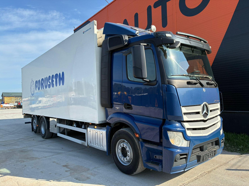 Mercedes-Benz Actros 2548 6x2*4 THERMOKING T-1200R / BOX L=9013 mm - Refrižeratorius sunkvežimis: foto 3 Mercedes-Benz Actros 2548 6x2*4 THERMOKING T-1200R / BOX L=9013 mm - Refrižeratorius sunkvežimis: foto 3