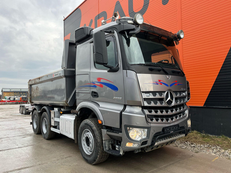 Mercedes-Benz Arocs 2658 6x4 COMBI / RETARDER / FULL STEEL / BOX L=4435 mm - Savivartis sunkvežimis: foto 4 Mercedes-Benz Arocs 2658 6x4 COMBI / RETARDER / FULL STEEL / BOX L=4435 mm - Savivartis sunkvežimis: foto 4