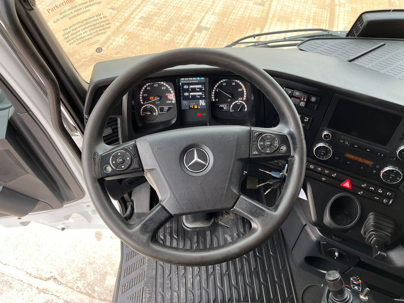 Mercedes-Benz Arocs 3242 8x4 PK22002 / RETARDER / SNOW PLOW EQUIPMENT / GRAPPLE lizingą Mercedes-Benz Arocs 3242 8x4 PK22002 / RETARDER / SNOW PLOW EQUIPMENT / GRAPPLE: foto 18