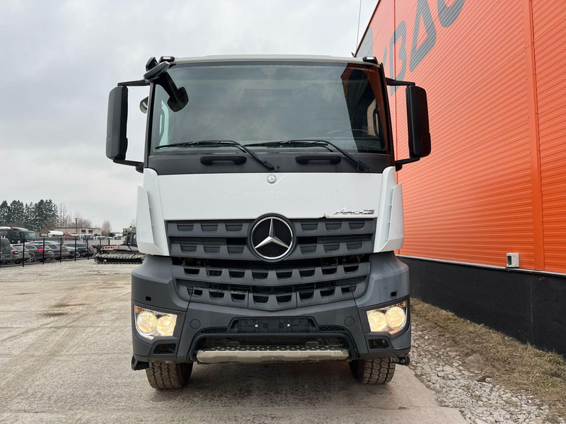 Mercedes-Benz Arocs 4151 8x4 BORDMATIC / FULL STEEL / DRUM BRAKES / BOX L=6140 mm - Savivartis sunkvežimis: foto 2 Mercedes-Benz Arocs 4151 8x4 BORDMATIC / FULL STEEL / DRUM BRAKES / BOX L=6140 mm - Savivartis sunkvežimis: foto 2