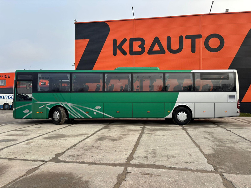 Mercedes-Benz Integro M 4x2 49 SEATS / AC / WC / WHEELCHAIR LIFT - Priemiestinis autobusas: foto 4 Mercedes-Benz Integro M 4x2 49 SEATS / AC / WC / WHEELCHAIR LIFT - Priemiestinis autobusas: foto 4