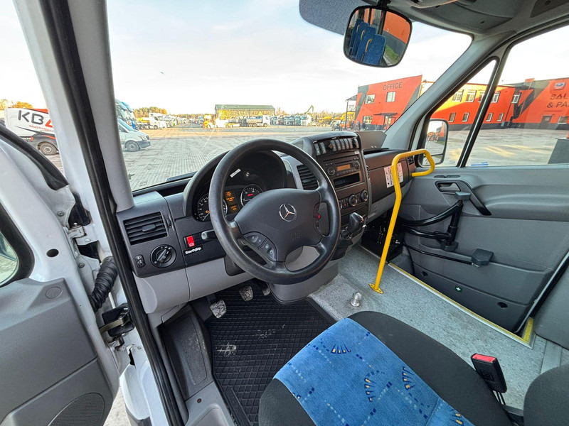 Mikroautobusas, Keleivinis furgonas Mercedes-Benz Sprinter 516 CDI 12 SEATS / WHEELCHAIR LIFT: foto 9 Mikroautobusas, Keleivinis furgonas Mercedes-Benz Sprinter 516 CDI 12 SEATS / WHEELCHAIR LIFT: foto 9