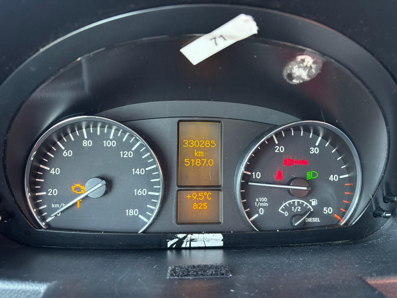 Mikroautobusas, Keleivinis furgonas Mercedes-Benz Sprinter 516 CDI 12 SEATS / WHEELCHAIR LIFT: foto 11 Mikroautobusas, Keleivinis furgonas Mercedes-Benz Sprinter 516 CDI 12 SEATS / WHEELCHAIR LIFT: foto 11