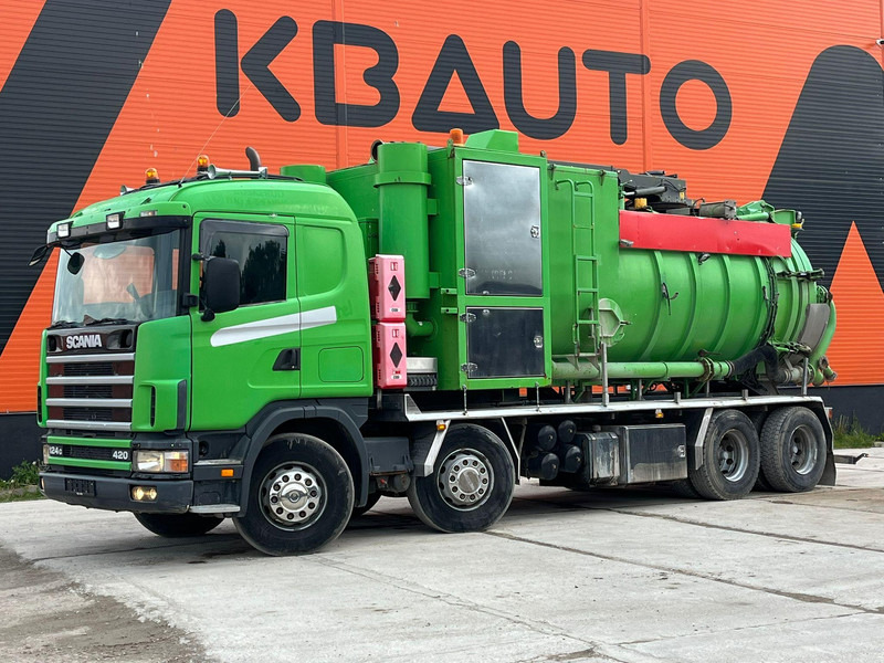 Scania R124 8x4 TANK 12000 l / VACUUM Disab P210/9 - 7800 m3/h / 1182 hours - Asenizatorius: foto 1 Scania R124 8x4 TANK 12000 l / VACUUM Disab P210/9 - 7800 m3/h / 1182 hours - Asenizatorius: foto 1