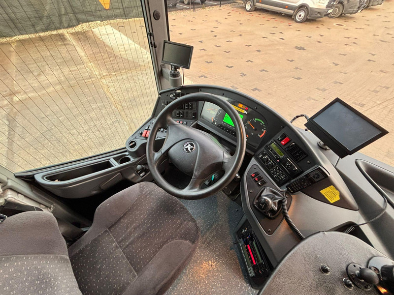 Priemiestinis autobusas Setra S 417 UL 6x2*4 WC / AC / AUXILIARY HEATER / WHEELCHAIR LIFT: foto 9
