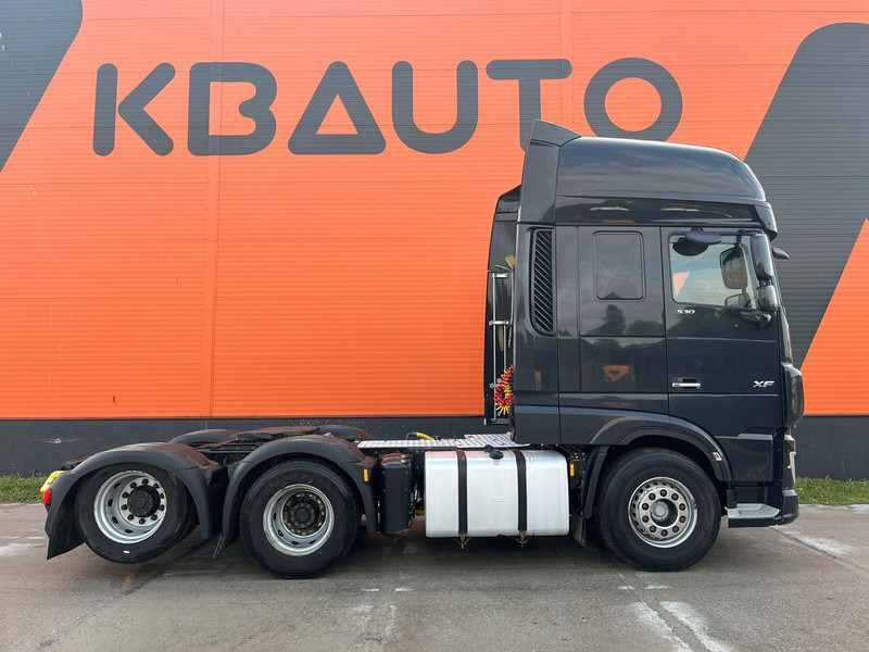 DAF XF 530 6x2 BIG SPACE / ADR / RETARDER / HYDRAULICS / DOUBLE BOGIE - Vilkikas: foto 4 DAF XF 530 6x2 BIG SPACE / ADR / RETARDER / HYDRAULICS / DOUBLE BOGIE - Vilkikas: foto 4