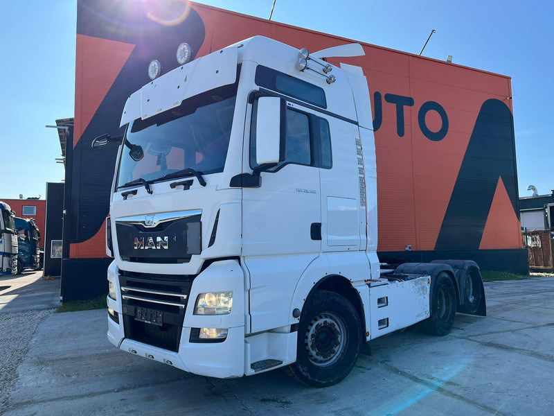 MAN TGX 28.500 6x2 XXL CAB / INTARDER / DOUBLE BOGIE - Vilkikas: foto 2 MAN TGX 28.500 6x2 XXL CAB / INTARDER / DOUBLE BOGIE - Vilkikas: foto 2