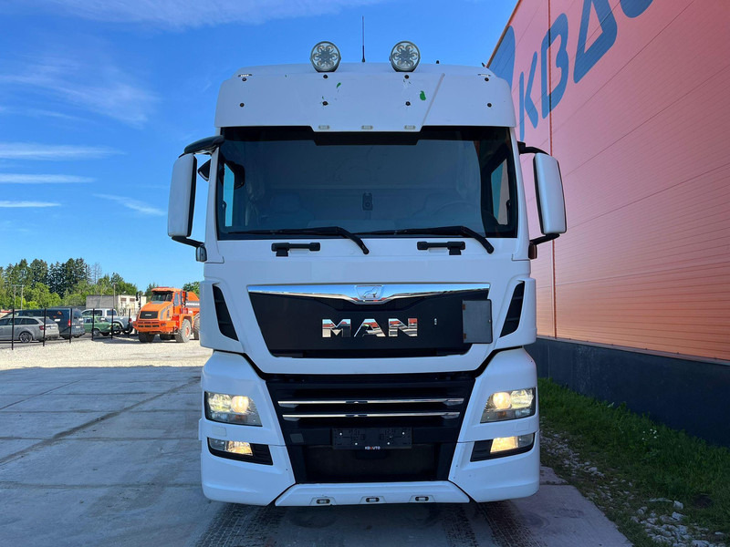 MAN TGX 28.500 6x2 XXL CAB / INTARDER / DOUBLE BOGIE - Vilkikas: foto 3 MAN TGX 28.500 6x2 XXL CAB / INTARDER / DOUBLE BOGIE - Vilkikas: foto 3