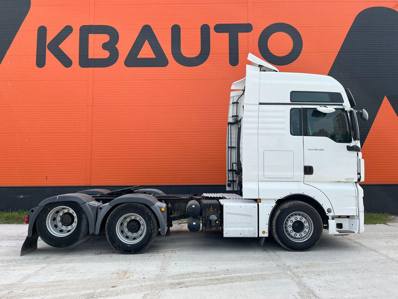 MAN TGX 28.580 6x2 XXL CAB / INTARDER / DOUBLE BOGIE - Vilkikas: foto 4 MAN TGX 28.580 6x2 XXL CAB / INTARDER / DOUBLE BOGIE - Vilkikas: foto 4