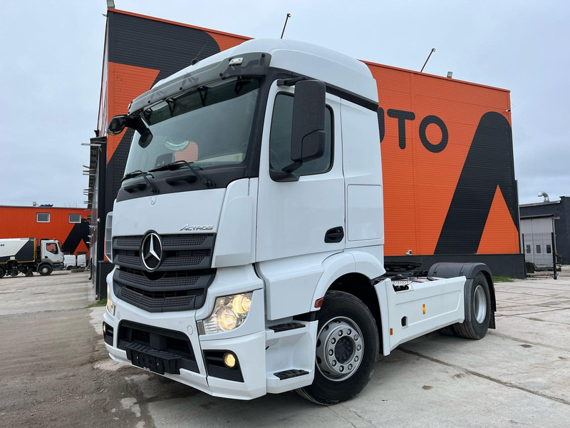 Mercedes-Benz Actros 1842 4x2 STREAM SPACE / RETARDER - Vilkikas: foto 2 Mercedes-Benz Actros 1842 4x2 STREAM SPACE / RETARDER - Vilkikas: foto 2