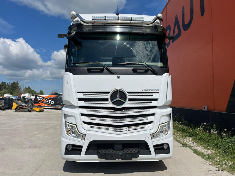 Mercedes-Benz Actros 2563 6x2 BIG SPACE / RETARDER - Vilkikas: foto 3 Mercedes-Benz Actros 2563 6x2 BIG SPACE / RETARDER - Vilkikas: foto 3