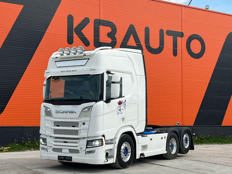 Scania R 580 6x2 RETARDER / PTO - Vilkikas: foto 1 Scania R 580 6x2 RETARDER / PTO - Vilkikas: foto 1