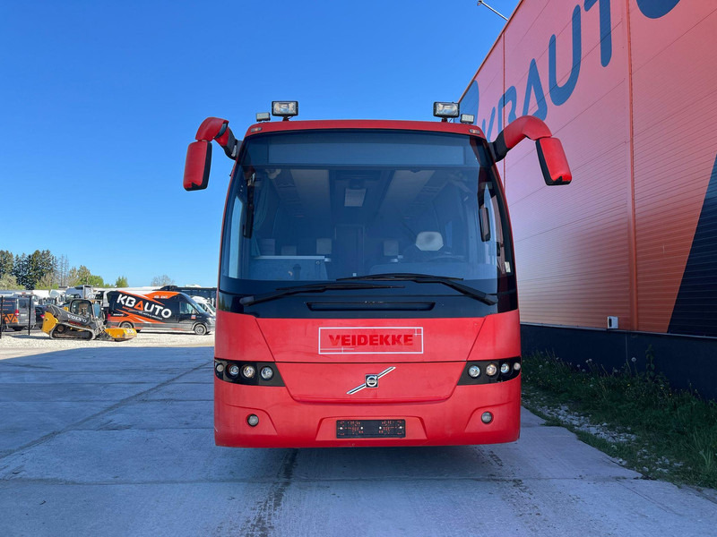Volvo B 12 M 4x2 13 SEATS / AC / AUXILIARY HEATING / WC / KITCHEN - Priemiestinis autobusas: foto 2 Volvo B 12 M 4x2 13 SEATS / AC / AUXILIARY HEATING / WC / KITCHEN - Priemiestinis autobusas: foto 2