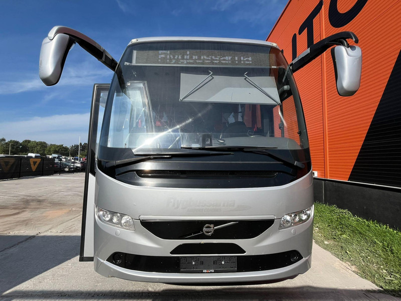 Volvo B8R 9700 H 6x2*4 61+1 SEATS / AC / AUXILIARY HEATER / WC - Turistinis autobusas: foto 2 Volvo B8R 9700 H 6x2*4 61+1 SEATS / AC / AUXILIARY HEATER / WC - Turistinis autobusas: foto 2