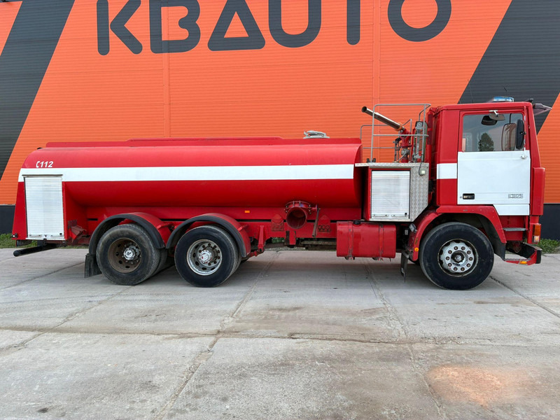 Volvo F 10 6x2 Ruberg / 2700 l/min / tanks 9000 I + 1000 l - Gaisrinė mašina: foto 5 Volvo F 10 6x2 Ruberg / 2700 l/min / tanks 9000 I + 1000 l - Gaisrinė mašina: foto 5