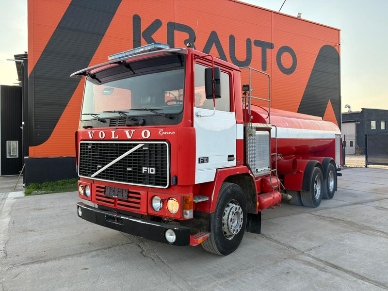 Volvo F 10 6x2 Ruberg / 2700 l/min / tanks 9000 I + 1000 l - Gaisrinė mašina: foto 2 Volvo F 10 6x2 Ruberg / 2700 l/min / tanks 9000 I + 1000 l - Gaisrinė mašina: foto 2