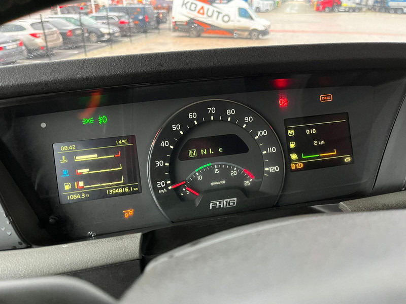 Miškovežis, Sunkvežimis su kranu pervežimui medienos Volvo FH 16 600 8x4/4 FRESH TÜV: foto 18