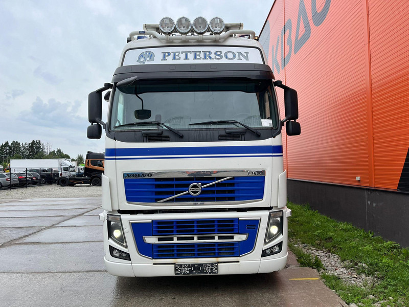 Volvo FH 16 700 6x2 GLOBE XXL / RETARDER / BIG AXLE - Važiuoklės sunkvežimis: foto 3 Volvo FH 16 700 6x2 GLOBE XXL / RETARDER / BIG AXLE - Važiuoklės sunkvežimis: foto 3