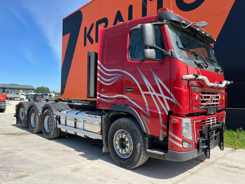 Volvo FH 16 700 8x4*4 HIAB XR 24 ton / L=5800 mm - Hook-lift sunkvežimis: foto 4 Volvo FH 16 700 8x4*4 HIAB XR 24 ton / L=5800 mm - Hook-lift sunkvežimis: foto 4