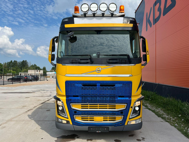 Volvo FH 16 750 6x4 HYDRAULICS / CHASSIS L=8184 mm - Miškovežis, Sunkvežimis su kranu: foto 3 Volvo FH 16 750 6x4 HYDRAULICS / CHASSIS L=8184 mm - Miškovežis, Sunkvežimis su kranu: foto 3