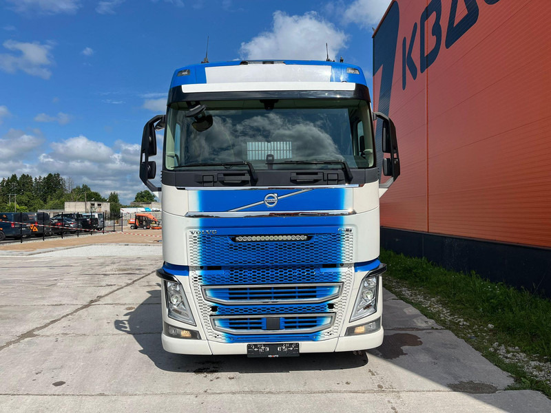 Volvo FH 16 750 6x4 HYDRAULICS - Miškovežis, Sunkvežimis su kranu: foto 2 Volvo FH 16 750 6x4 HYDRAULICS - Miškovežis, Sunkvežimis su kranu: foto 2