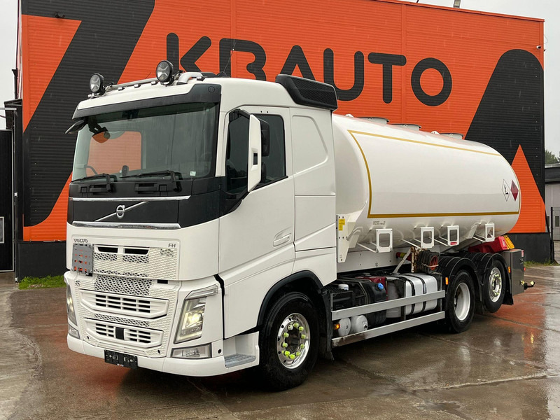 Volvo FH 500 6x2 TANK 22150 l / 6950+4700+4650+5850 l - Autocisterna: foto 1 Volvo FH 500 6x2 TANK 22150 l / 6950+4700+4650+5850 l - Autocisterna: foto 1