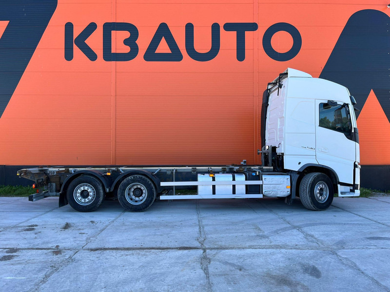 Volvo FH 540 6x2 RETARDER - Konteineris-vežimus/ Sukeisti kūną sunkvežimis: foto 4 Volvo FH 540 6x2 RETARDER - Konteineris-vežimus/ Sukeisti kūną sunkvežimis: foto 4