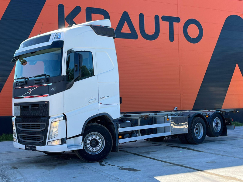 Volvo FH 540 6x2 RETARDER - Konteineris-vežimus/ Sukeisti kūną sunkvežimis: foto 1 Volvo FH 540 6x2 RETARDER - Konteineris-vežimus/ Sukeisti kūną sunkvežimis: foto 1