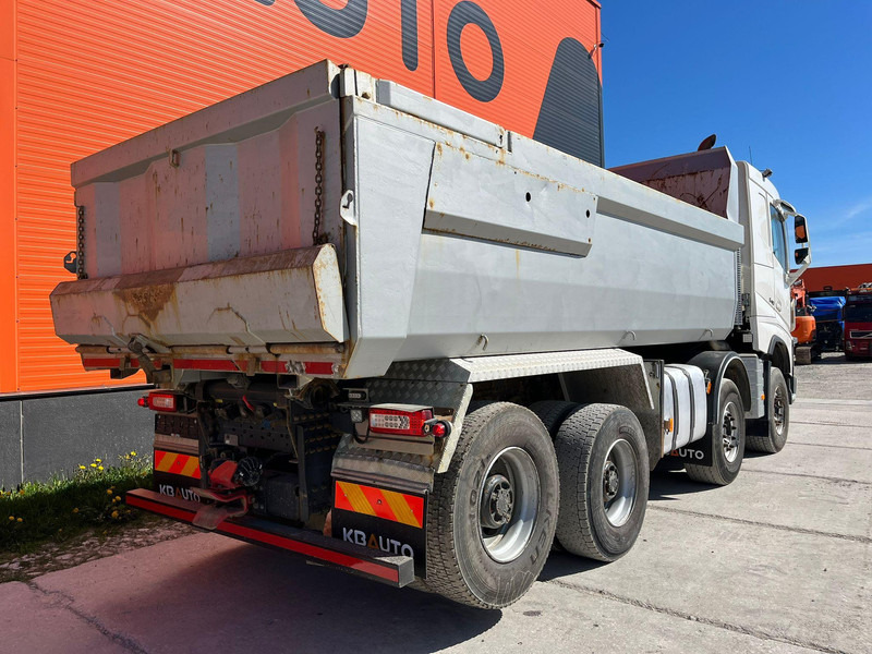 Volvo FH 540 8x4 RETARDER / TANDEM AXLE LIFT / BIG AXLES / BOX L=5704 mm - Savivartis sunkvežimis: foto 5 Volvo FH 540 8x4 RETARDER / TANDEM AXLE LIFT / BIG AXLES / BOX L=5704 mm - Savivartis sunkvežimis: foto 5