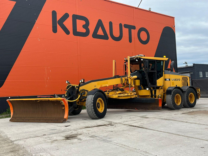 Volvo G946 LEICA 3D / AC / CENTRAL LUBRICATION / FULL REBUILD GEARBOX WITH WARRANTY / NEW CLUTCH - Greideris: foto 1 Volvo G946 LEICA 3D / AC / CENTRAL LUBRICATION / FULL REBUILD GEARBOX WITH WARRANTY / NEW CLUTCH - Greideris: foto 1