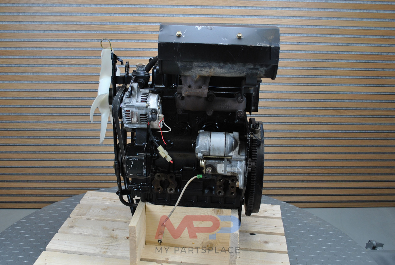 ISUZU 3CC1 - Variklis - Traktorius: foto 5 ISUZU 3CC1 - Variklis - Traktorius: foto 5