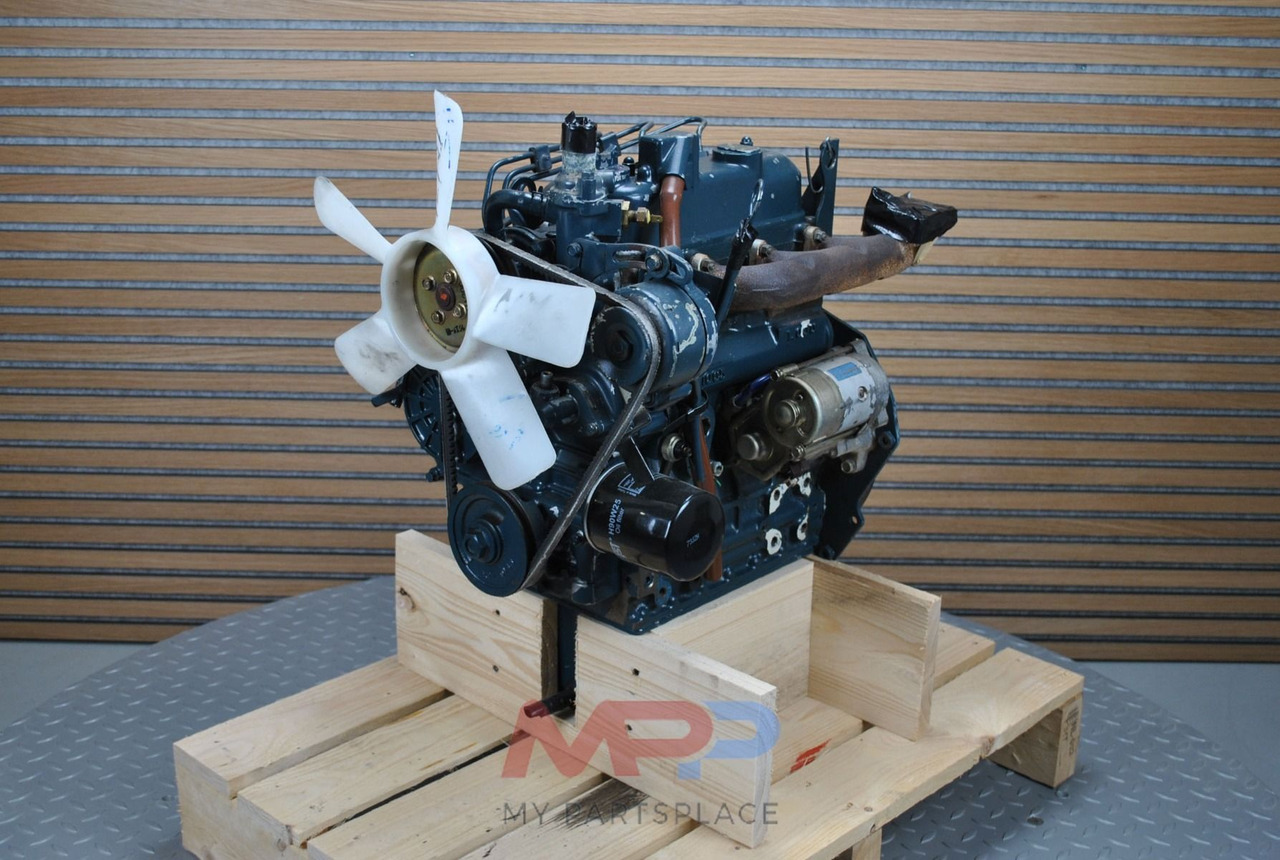 Kubota Kubota D1005 - Variklis: foto 1 Kubota Kubota D1005 - Variklis: foto 1