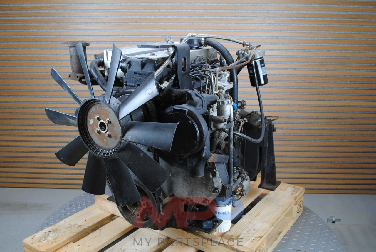 Perkins Perkins 1004 turbo AA-AB 1004.4 - Variklis: foto 1 Perkins Perkins 1004 turbo AA-AB 1004.4 - Variklis: foto 1