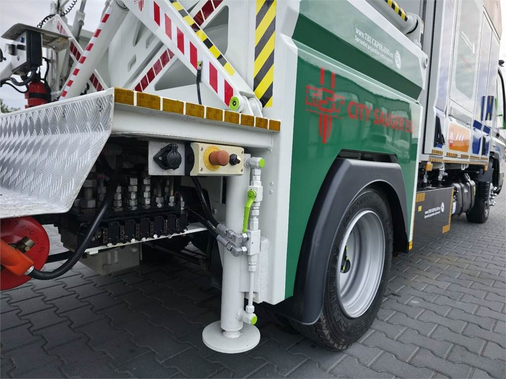 Komunalinė/ Specializuota technika Mitsubishi CANTER odkurzacz koparka ssąca Saugbagger CITY SAU: foto 21