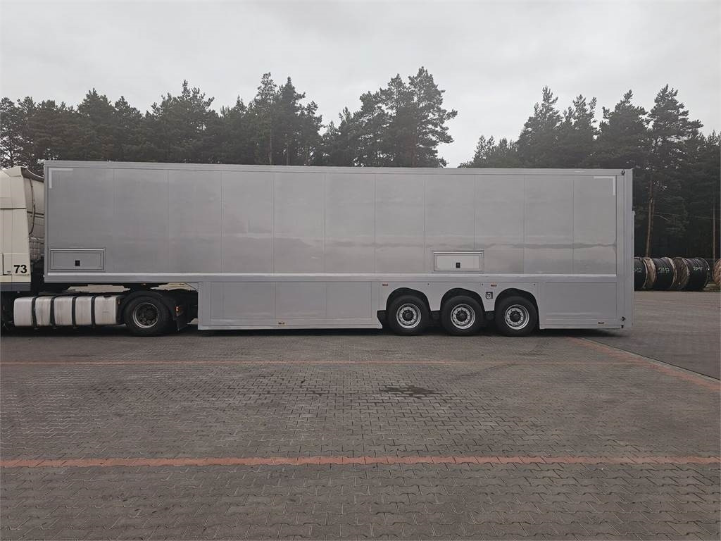 Langendorf DOUBLE LOADING FOR MOTOR COSMETICS Flexliner Inloa - Refrižeratorius puspriekabė: foto 3 Langendorf DOUBLE LOADING FOR MOTOR COSMETICS Flexliner Inloa - Refrižeratorius puspriekabė: foto 3