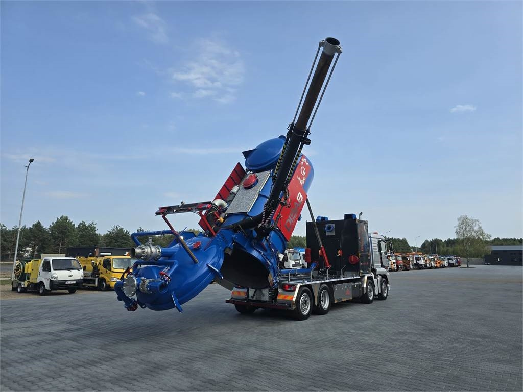 MAN Disab Centurion P210/9 ADR Vacuum suction-blowing - Asenizatorius: foto 1 MAN Disab Centurion P210/9 ADR Vacuum suction-blowing - Asenizatorius: foto 1