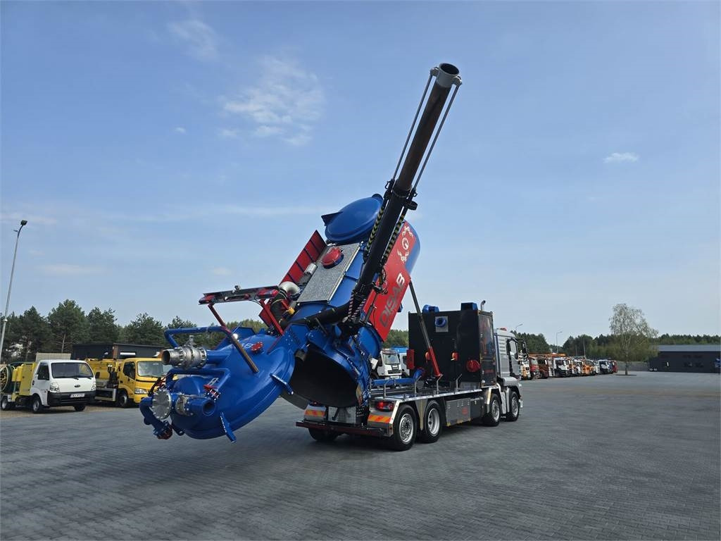 MAN Disab Centurion P210/9 ADR Vacuum suction-blowing - Asenizatorius: foto 1 MAN Disab Centurion P210/9 ADR Vacuum suction-blowing - Asenizatorius: foto 1