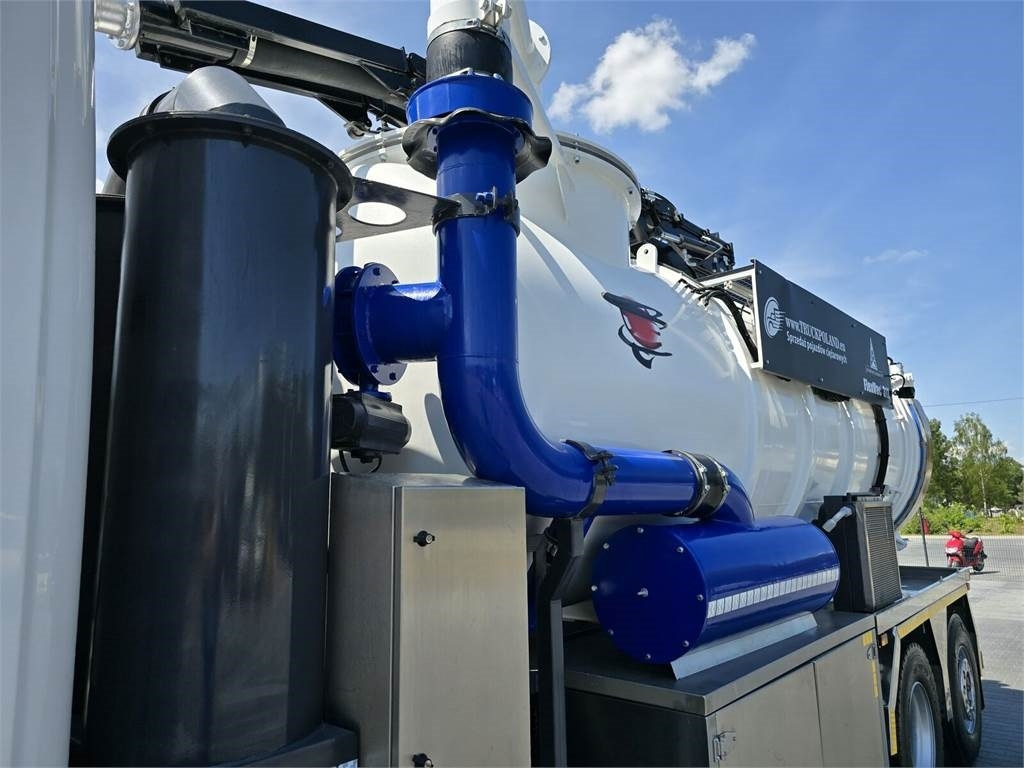 Scania Saugbagger Larsen FlexVac 311 Vacuum suction loade - Asenizatorius: foto 3 Scania Saugbagger Larsen FlexVac 311 Vacuum suction loade - Asenizatorius: foto 3
