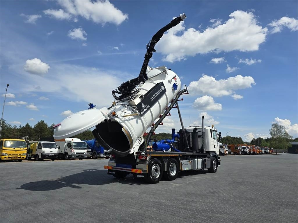 Scania Saugbagger Larsen FlexVac 311 Vacuum suction loade - Asenizatorius: foto 1 Scania Saugbagger Larsen FlexVac 311 Vacuum suction loade - Asenizatorius: foto 1