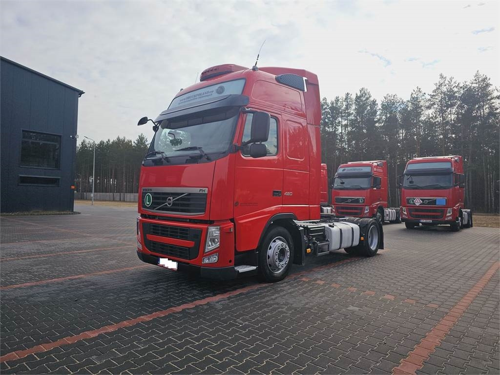 Volvo FH13 XXL EURO 5 2011 + KRONE MEGA RAISE - Vilkikas: foto 4 Volvo FH13 XXL EURO 5 2011 + KRONE MEGA RAISE - Vilkikas: foto 4