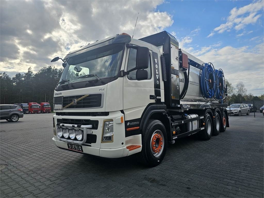 Volvo WUKO ADR ROLBA FOR CLEANING CHANNELS COMBI - Asenizatorius: foto 4 Volvo WUKO ADR ROLBA FOR CLEANING CHANNELS COMBI - Asenizatorius: foto 4