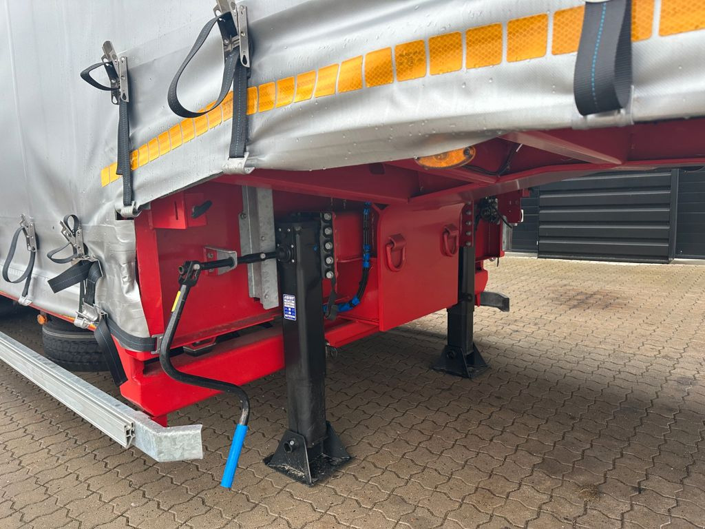 Faymonville Maxtrailer MAX 100 tieflader / Planenaufbau  - Žemo profilio platforma puspriekabė: foto 5 Faymonville Maxtrailer MAX 100 tieflader / Planenaufbau  - Žemo profilio platforma puspriekabė: foto 5